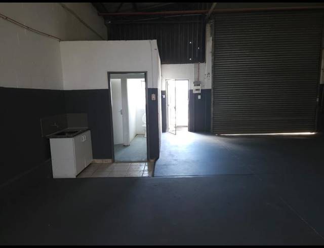 INDUSTRIAL PROPERTY TO RENT IN ELSIES RIVER INDUSTRIAL